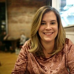 Meet your Posher, Devyn